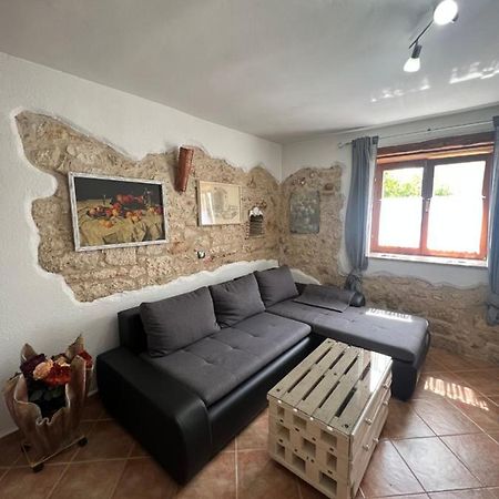 Kuca Za Odmor Matea Apartman Poreč Kültér fotó