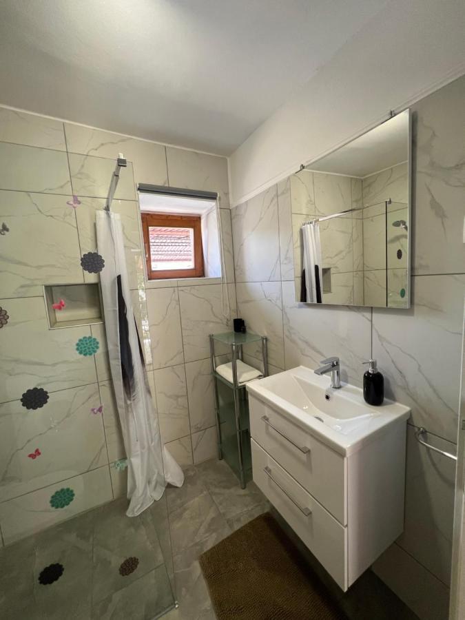 Kuca Za Odmor Matea Apartman Poreč Kültér fotó